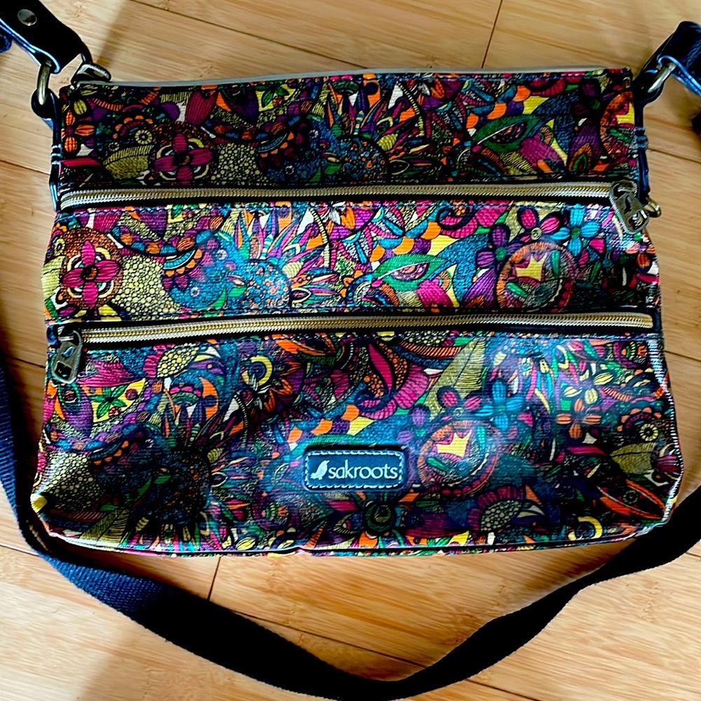Sakroots shoulder purse